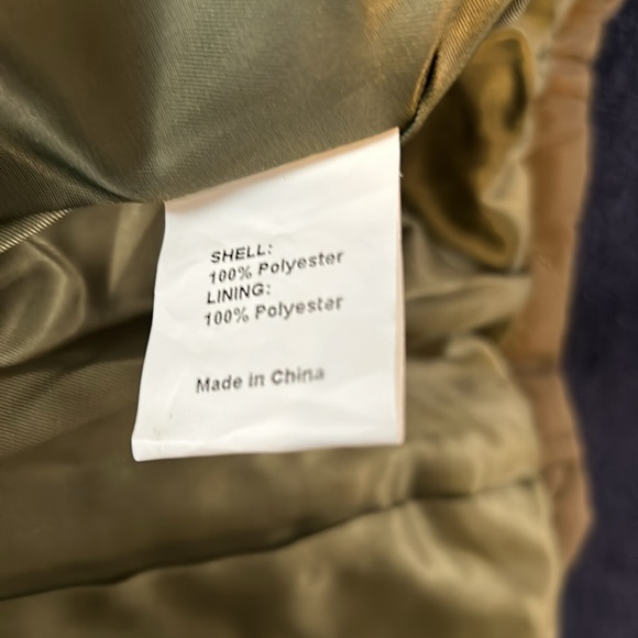 Army Green Quilted Vest NWT - Picture 9 of 9